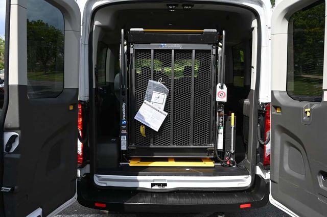 2022 Ford Transit Passenger Wagon T-350 148" Med Roof XL AWD - 22860430 - 30