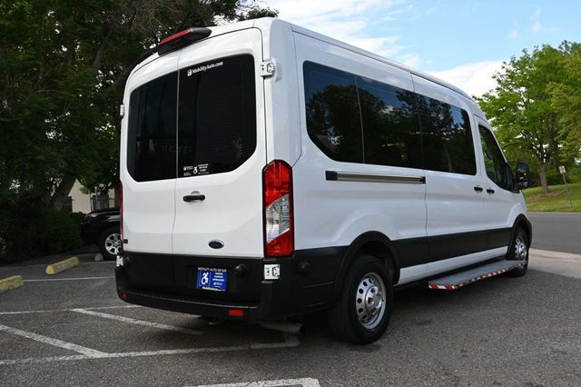 2022 Ford Transit Passenger Wagon T-350 148" Med Roof XL AWD - 22860430 - 5