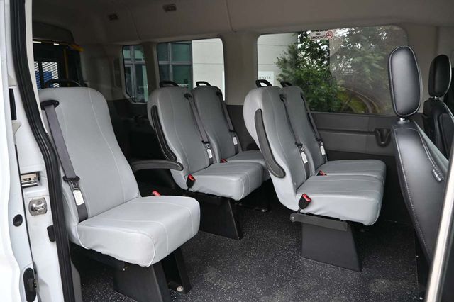 2022 Ford Transit Passenger Wagon T-350 148" Med Roof XL AWD - 22864032 - 17