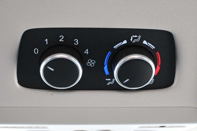 2022 Ford Transit Passenger Wagon T-350 148" Med Roof XL AWD - 22864032 - 29