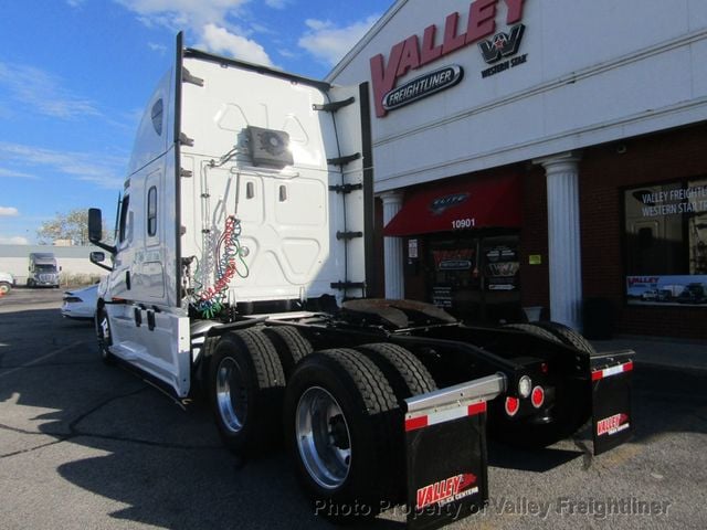 2022 Freightliner Cascadia 126  - 22928798 - 5