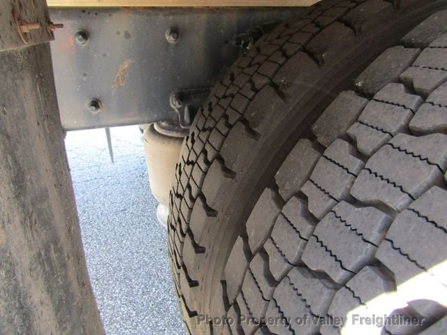 2022 Freightliner M2 106  - 22902395 - 15