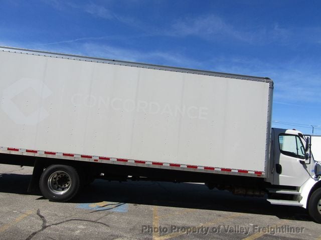 2022 Freightliner M2 106  - 22902395 - 16