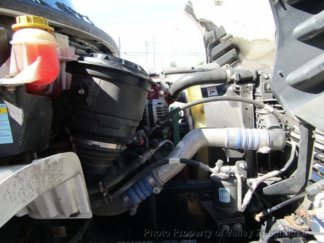 2022 Freightliner M2 106  - 22902395 - 24