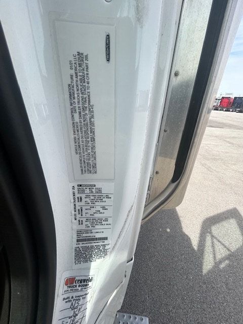 2022 Freightliner M2 106  - 22801654 - 9