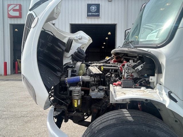 2022 Freightliner M2 106  - 22801654 - 19