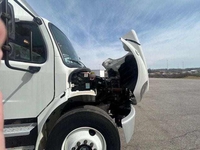 2022 Freightliner M2 106  - 22801654 - 23