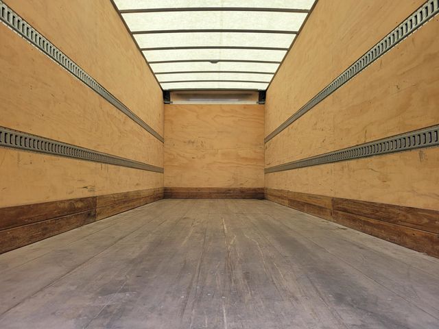 2022 Freightliner M2-106 26' Box Truck - 22411251 - 15