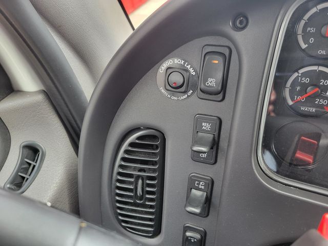 2022 Freightliner M2-106 26' Box Truck - 22411251 - 24