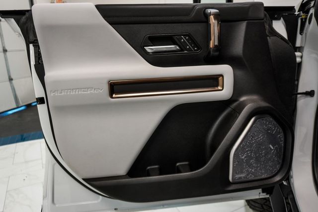 2022 GMC HUMMER EV e4WD Crew Cab Edition 1 - 22858192 - 35