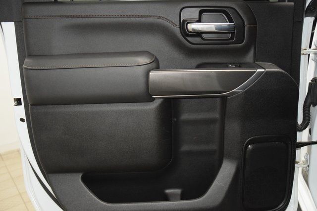 2022 GMC Sierra 3500HD AT4 - 22922145 - 41