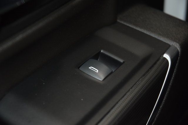 2022 GMC Sierra 3500HD AT4 - 22922145 - 42