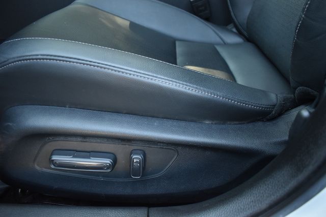 2022 Honda Civic Sedan Touring CVT - 22806815 - 25