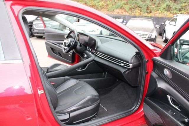 2022 Hyundai Elantra Limited IVT - 22929769 - 23