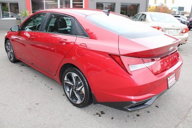 2022 Hyundai Elantra Limited IVT - 22929769 - 5