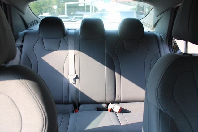 2022 Hyundai Elantra SE IVT - 22912761 - 23
