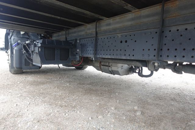 2022 Isuzu NPR HD (18ft Box with Lift Gate) - 22935971 - 27