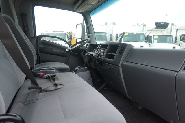2022 Isuzu NPR HD (18ft Box with Lift Gate) - 22935971 - 49