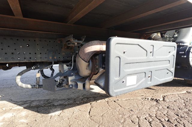 2022 Isuzu NPR HD (18ft Box w/ Lift Gate) - 22938146 - 10