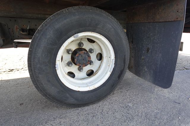 2022 Isuzu NPR HD (18ft Box w/ Lift Gate) - 22938146 - 21