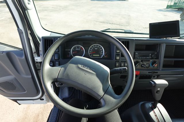 2022 Isuzu NPR HD (18ft Box w/ Lift Gate) - 22938146 - 33