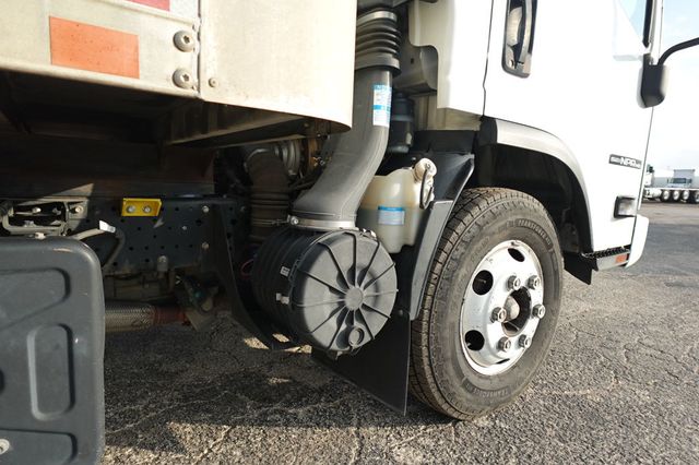 2022 Isuzu NPR HD (18ft Box w/ Lift Gate) - 22938530 - 10
