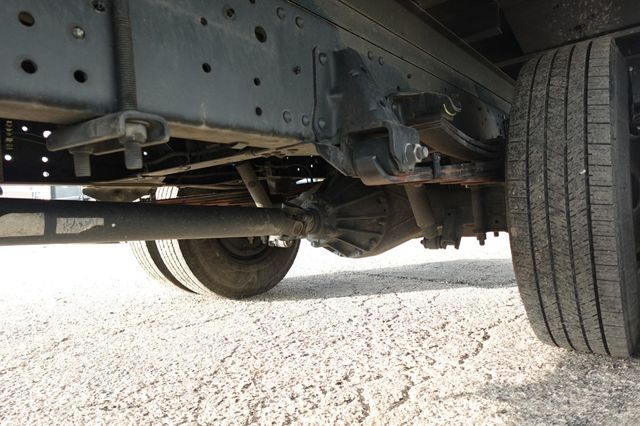 2022 Isuzu NPR HD (18ft Box w/ Lift Gate) - 22938530 - 27