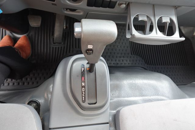 2022 Isuzu NPR HD (18ft Box w/ Lift Gate) - 22938530 - 48