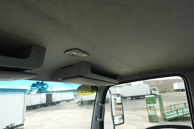 2022 Isuzu NPR HD (18ft Box w/ Lift Gate) - 22938530 - 51