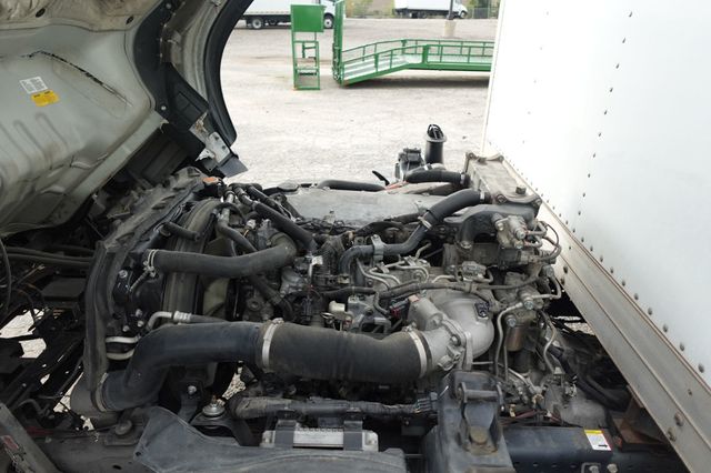 2022 Isuzu NPR HD (18ft Box w/ Lift Gate) - 22938530 - 62