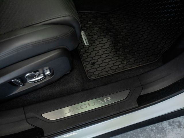 2022 Jaguar F-PACE P250 AWD S - 22842646 - 36