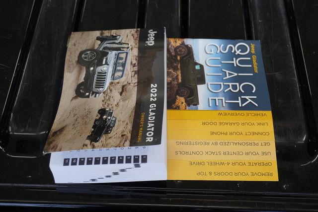 2022 Jeep Gladiator Rubicon 4x4 - 22935064 - 25