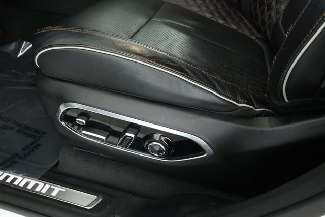 2022 Jeep Grand Cherokee 4xe Summit 4x4 with Advanced ProTech Group IV - 22933485 - 9
