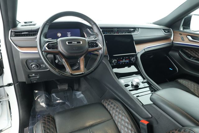 2022 Jeep Grand Cherokee 4xe Summit 4x4 with Advanced ProTech Group IV - 22933485 - 10