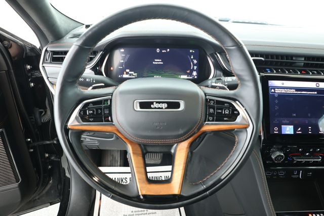 2022 Jeep Grand Cherokee 4xe Summit Reserve 4x4 w/ Advanced ProTech Group IV & Luxury Tech V - 22925164 - 11