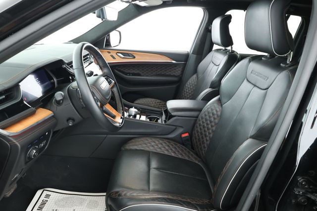2022 Jeep Grand Cherokee 4xe Summit Reserve 4x4 w/ Advanced ProTech Group IV & Luxury Tech V - 22925164 - 18