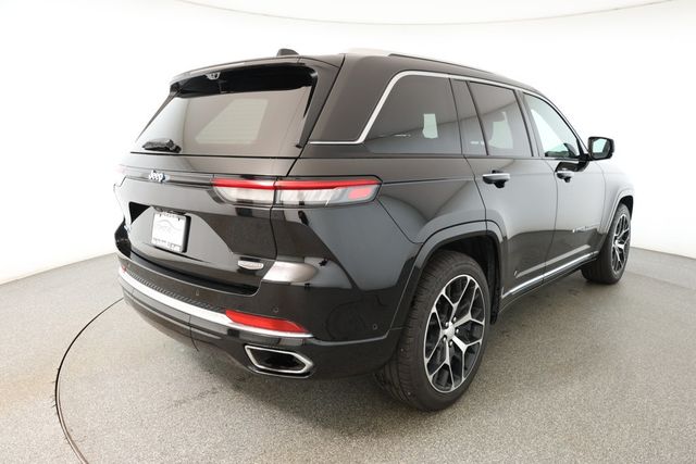2022 Jeep Grand Cherokee 4xe Summit Reserve 4x4 w/ Advanced ProTech Group IV & Luxury Tech V - 22925164 - 3