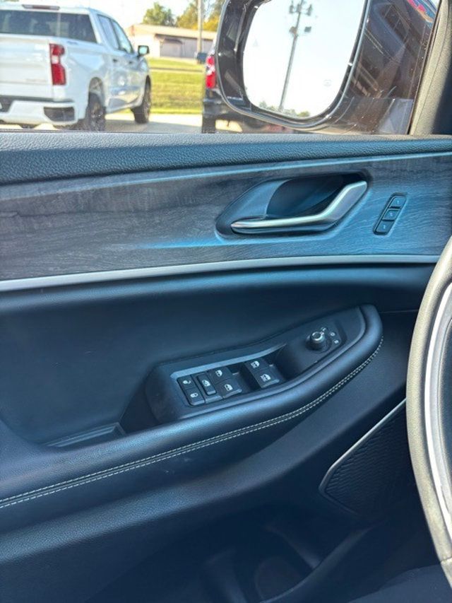2022 Jeep Grand Cherokee L Limited 4x4 - 22927424 - 7