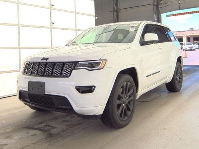 2022 Jeep Grand Cherokee WK Laredo X 4x4 - 22909211 - 1