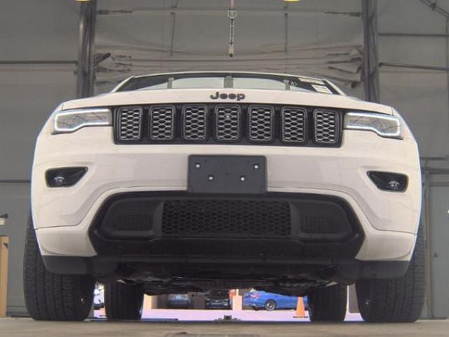 2022 Jeep Grand Cherokee WK Laredo X 4x4 - 22909211 - 3