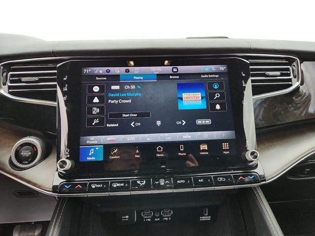 2022 Jeep Grand Wagoneer Series II 4x4 with 22'' Wheels & Front Passenger Int. Display - 22934171 - 13