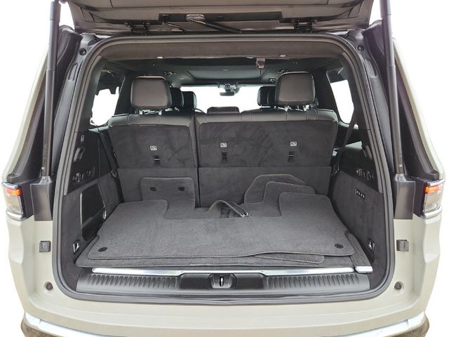 2022 Jeep Grand Wagoneer Series II 4x4 with 22'' Wheels & Front Passenger Int. Display - 22934171 - 22