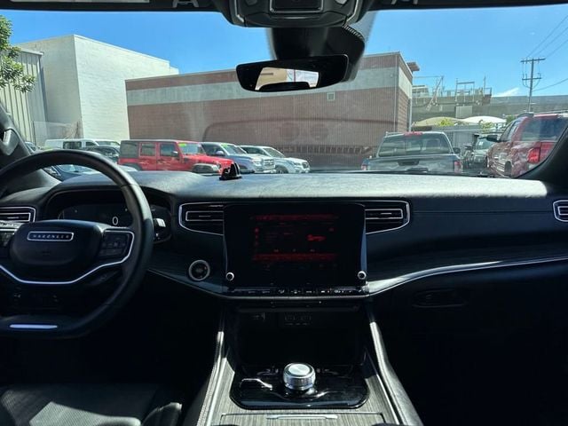 2022 Jeep Wagoneer Series II - 22936381 - 13