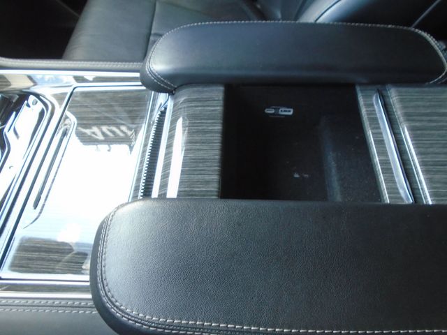 2022 Jeep Wagoneer Series III 4x4 - 22939933 - 26