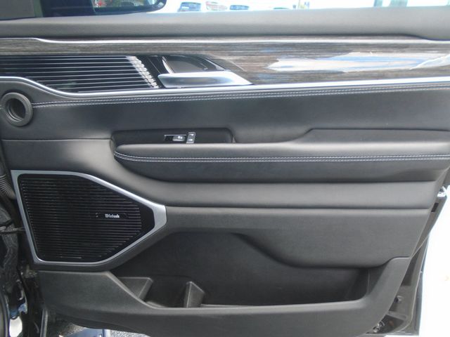 2022 Jeep Wagoneer Series III 4x4 - 22939933 - 30