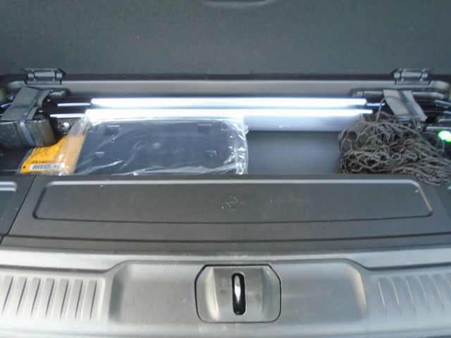 2022 Jeep Wagoneer Series III 4x4 - 22939933 - 50