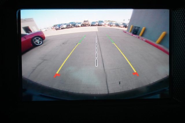 2022 Jeep Wrangler Unlimited Willys Sport 4x4 - 22879349 - 19