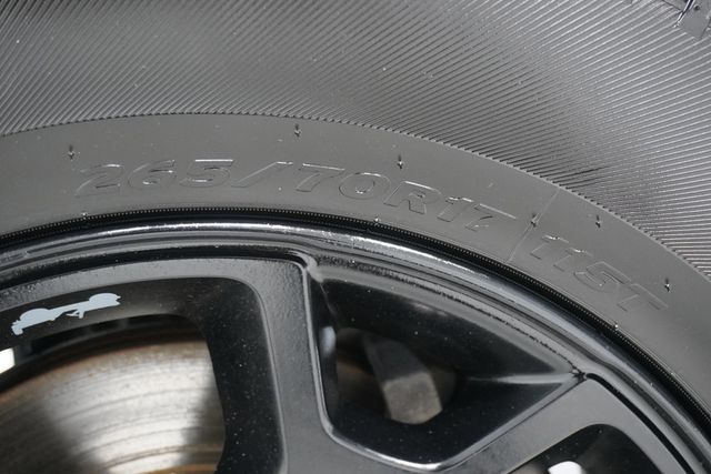 2022 Jeep Wrangler Unlimited Willys Sport 4x4 - 22879349 - 28