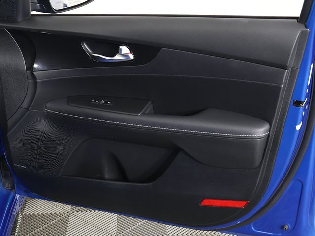 2022 Kia Forte GT-Line IVT - 22926350 - 25