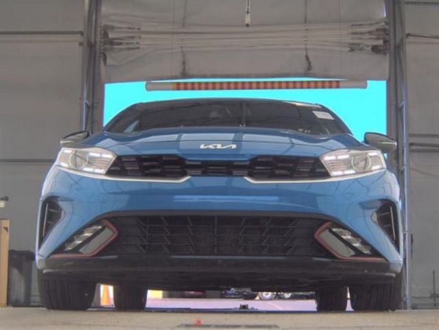 2022 Kia Forte GT-Line IVT - 22930661 - 3
